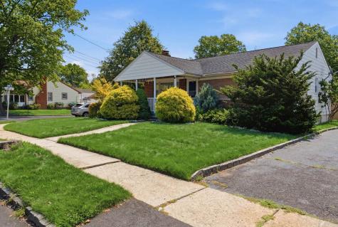 2349 Colonial Drive Rahway NJ 07065
