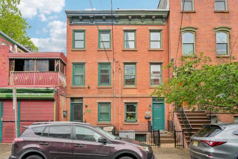 75 1/2 Erie Street Jersey City NJ 07302