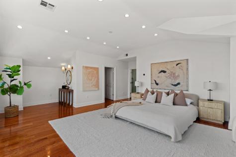 71 King Avenue Weehawken NJ 07086