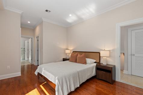 71 King Avenue Weehawken NJ 07086