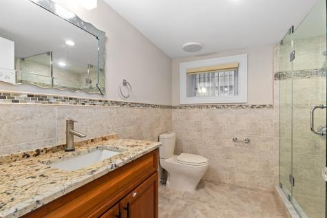 71 King Avenue Weehawken NJ 07086