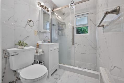 1611 86th Street North Bergen NJ 07047