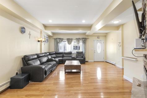 79 27th Street Bayonne NJ 07002