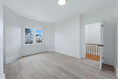281 Avenue C Bayonne NJ 07002