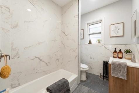 281 Avenue C Bayonne NJ 07002