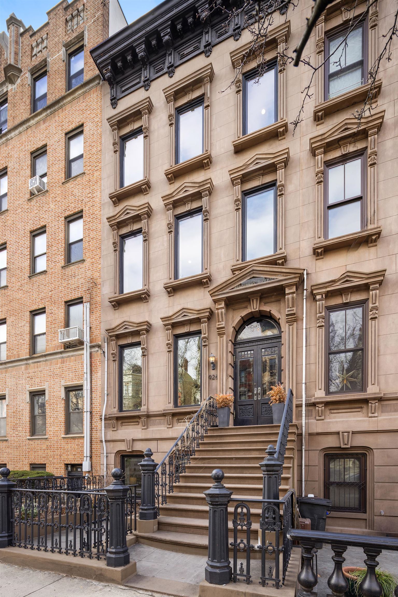 926 Hudson Street Hoboken NJ 07030