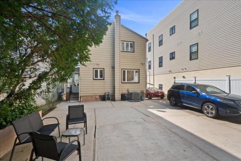 584 Liberty Avenue Jersey City NJ 07307