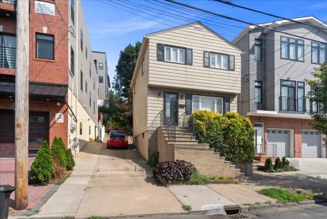 584 Liberty Avenue Jersey City NJ 07307