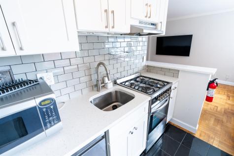 6515 3h Boulevard West New York NJ 07093
