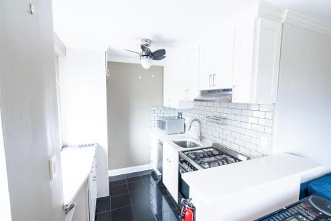 6515 3h Boulevard West New York NJ 07093