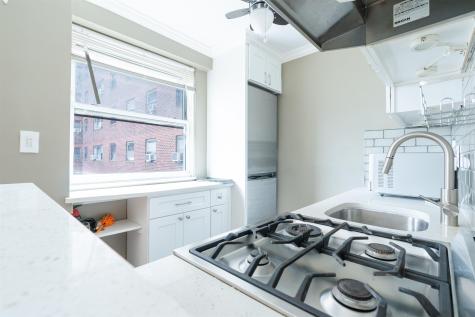 6515 3h Boulevard West New York NJ 07093