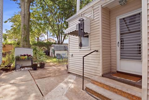 22 West 7th Street Bayonne NJ 07002