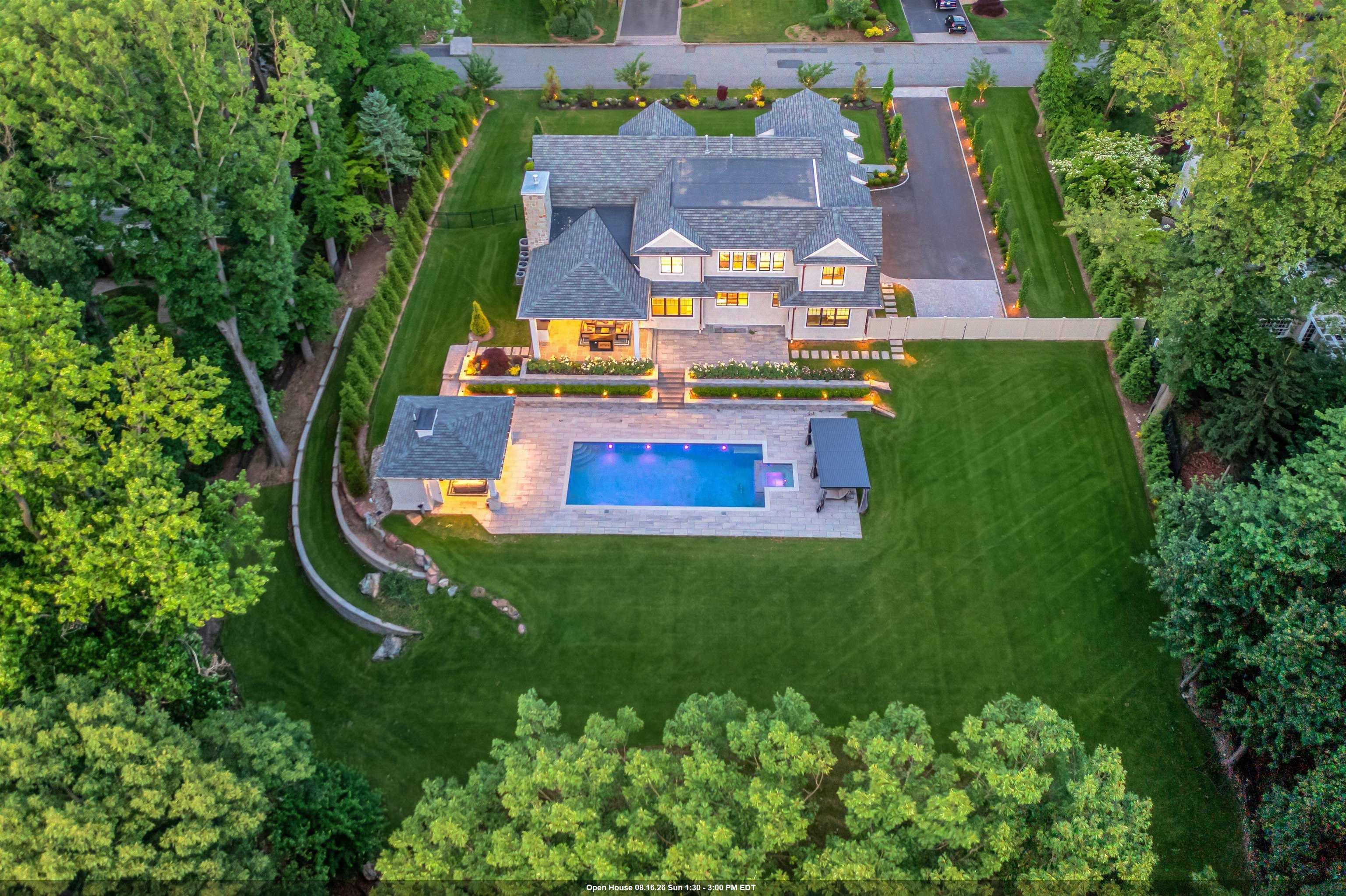 396 Knollwood Drive Ridgewood NJ 07450