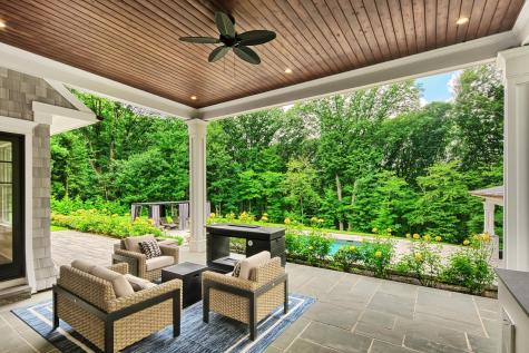396 Knollwood Drive Ridgewood NJ 07450