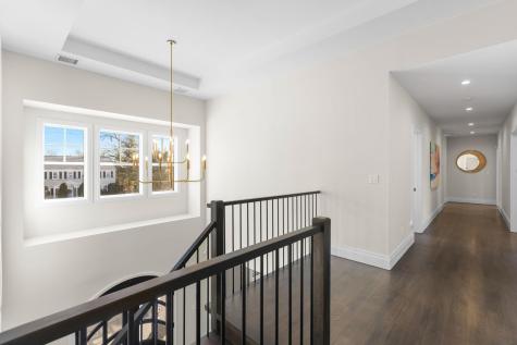 396 Knollwood Drive Ridgewood NJ 07450