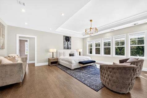 396 Knollwood Drive Ridgewood NJ 07450