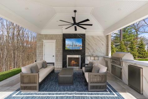 396 Knollwood Drive Ridgewood NJ 07450