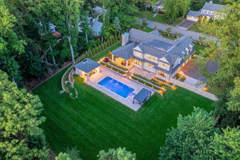 396 Knollwood Drive Ridgewood NJ 07450