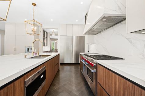 396 Knollwood Drive Ridgewood NJ 07450