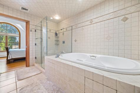 262 Grace Avenue Secaucus NJ 07094
