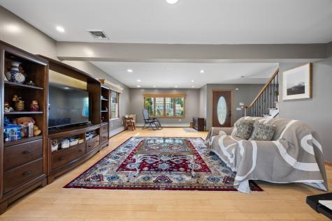 262 Grace Avenue Secaucus NJ 07094