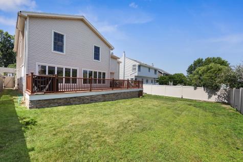 262 Grace Avenue Secaucus NJ 07094