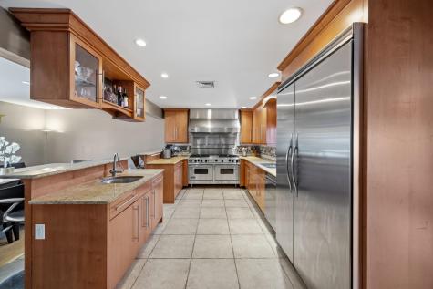 262 Grace Avenue Secaucus NJ 07094
