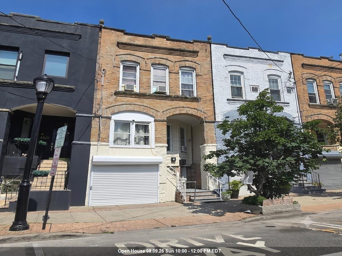 4527 Brown Street Union City NJ 07087