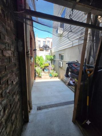 4527 Brown Street Union City NJ 07087
