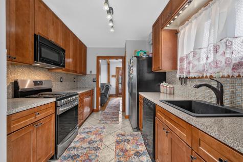 127 West 55th Street Bayonne NJ 07002
