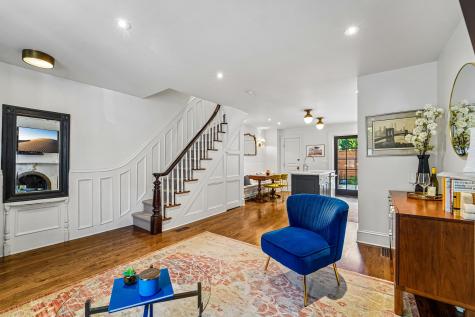 232 1/2 4th Street Jersey City NJ 07302