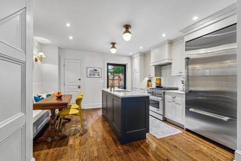232 1/2 4th Street Jersey City NJ 07302