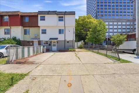 2 Laurel Court Jersey City NJ 07302