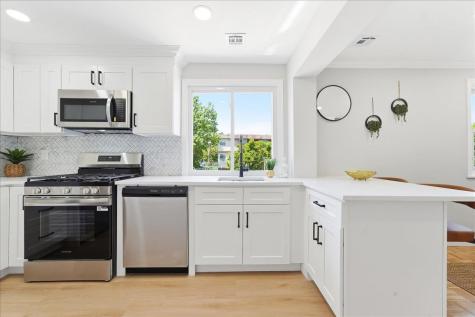 2 Laurel Court Jersey City NJ 07302