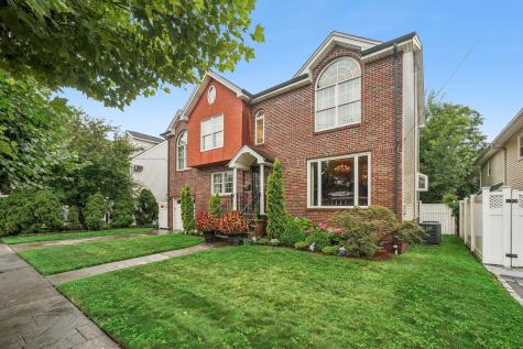 18 Gail Place Secaucus NJ 07094