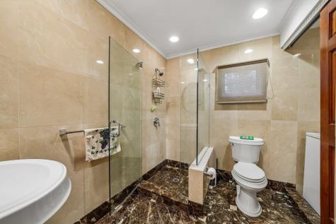 18 Gail Place Secaucus NJ 07094