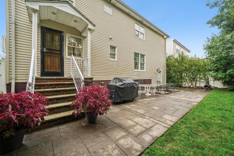 18 Gail Place Secaucus NJ 07094