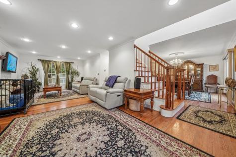 18 Gail Place Secaucus NJ 07094