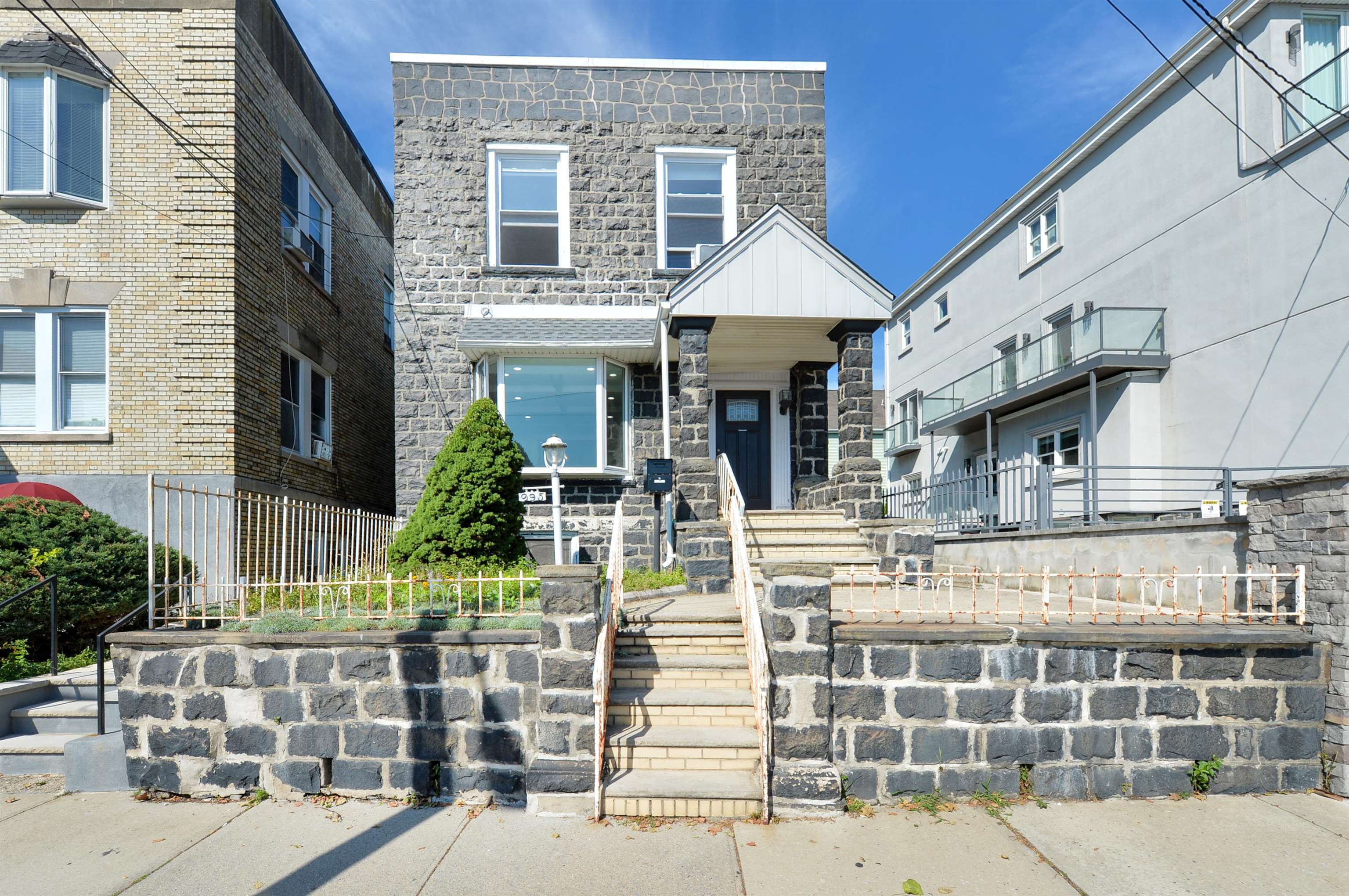 995 Boulevard East Weehawken NJ 07086