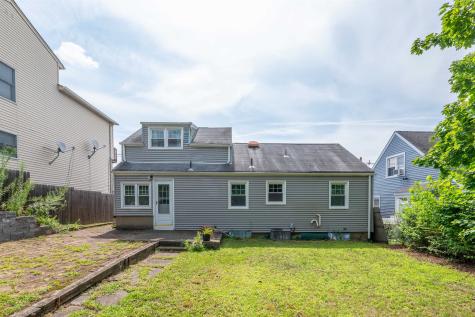 722 7th Street Carlstadt NJ 07072