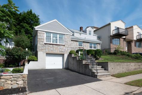 722 7th Street Carlstadt NJ 07072