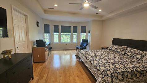 10 Creekside Court Secaucus NJ 07094