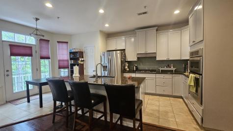 10 Creekside Court Secaucus NJ 07094