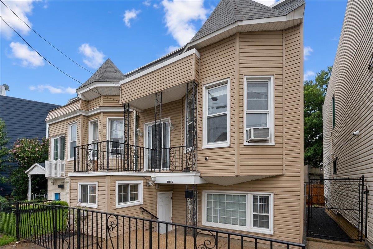 1009 Paterson Plank Road North Bergen NJ 07047