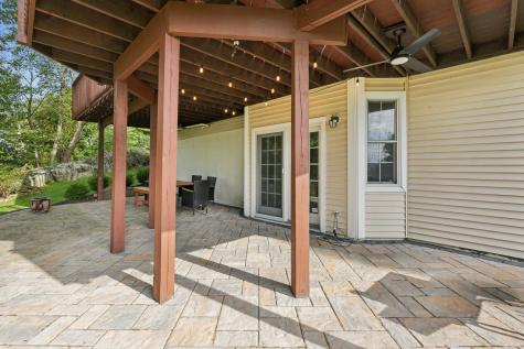 4 Point View Oakland NJ 07436-2366