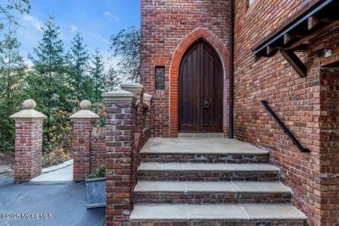 18 Belvidere Road Atlantic Highlands NJ 07716
