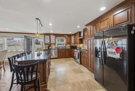 664 Ten Eyck Avenue Lyndhurst NJ 07071