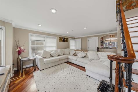 664 Ten Eyck Avenue Lyndhurst NJ 07071