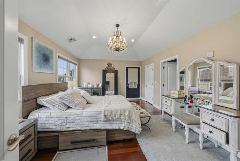 664 Ten Eyck Avenue Lyndhurst NJ 07071