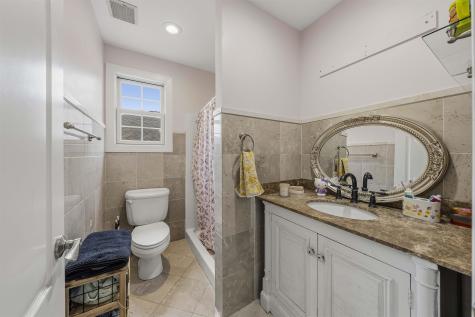664 Ten Eyck Avenue Lyndhurst NJ 07071